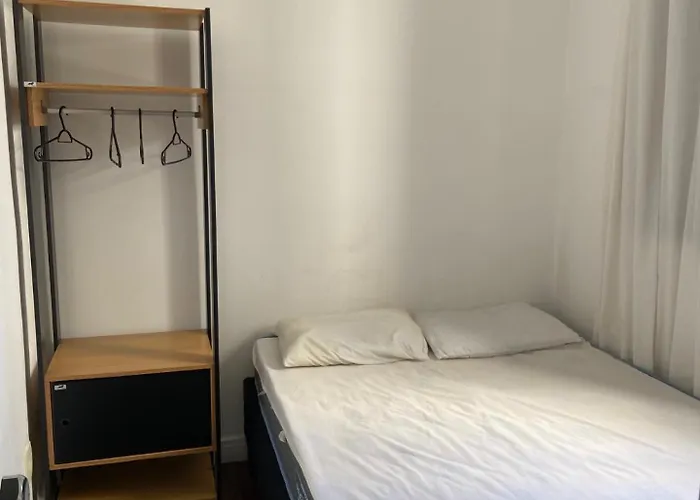 Apartamento Na Enseada Com Vista Para O Mar - 300 M Da Praia